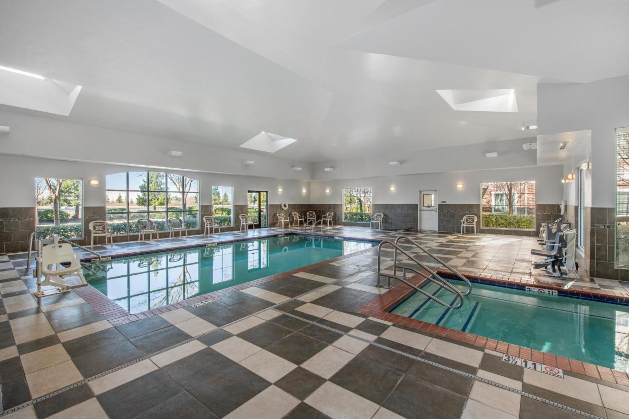 Staybridge Suites Rocklin - Roseville Area By Ihg Екстер'єр фото